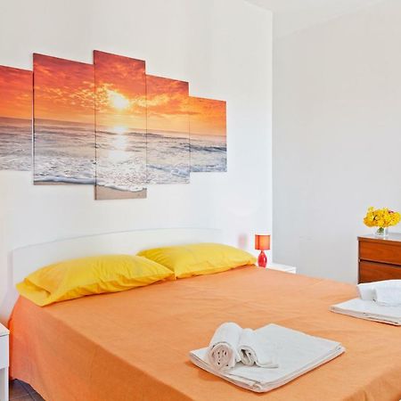 Focallo Seaside Holiday Flat Санта-Мария-дель-Фокалло Экстерьер фото