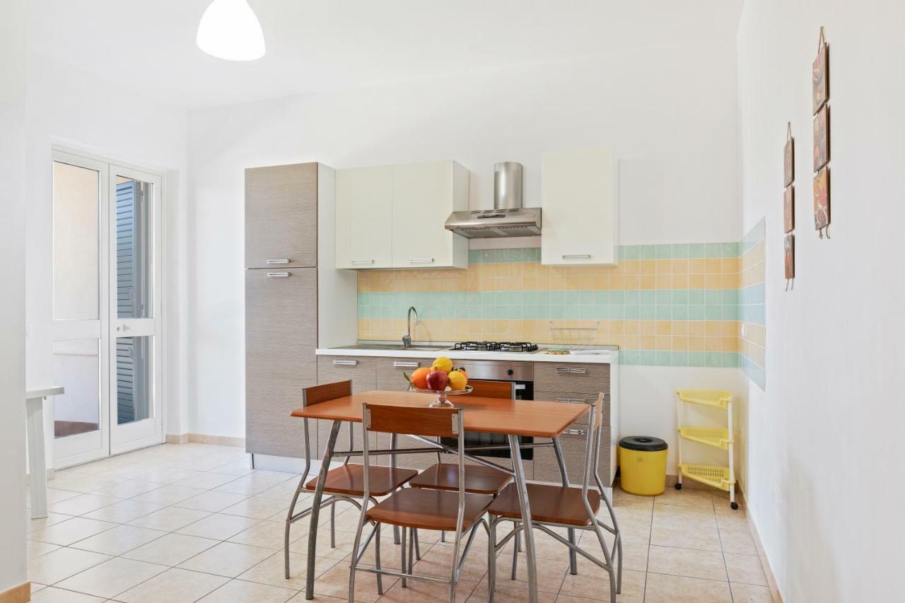 Focallo Seaside Holiday Flat Санта-Мария-дель-Фокалло Экстерьер фото
