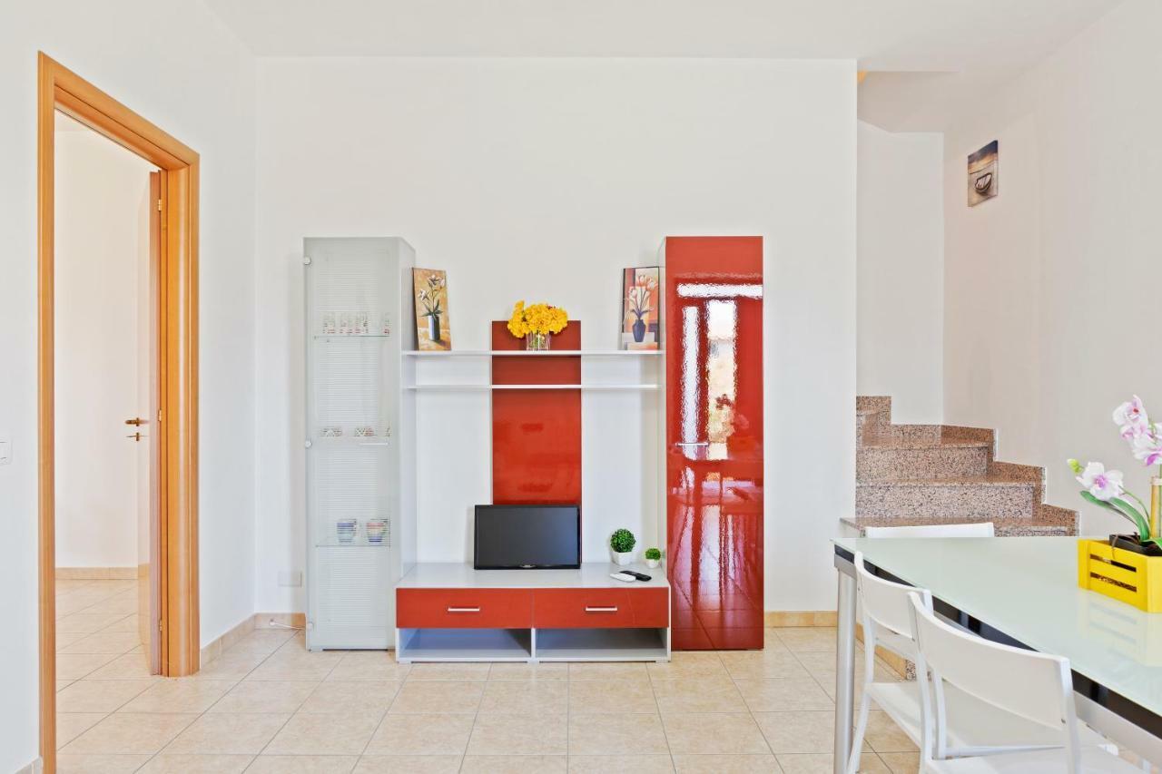 Focallo Seaside Holiday Flat Санта-Мария-дель-Фокалло Экстерьер фото